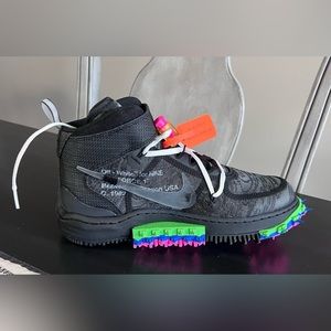 New in box Nike Off White Mid SP Black